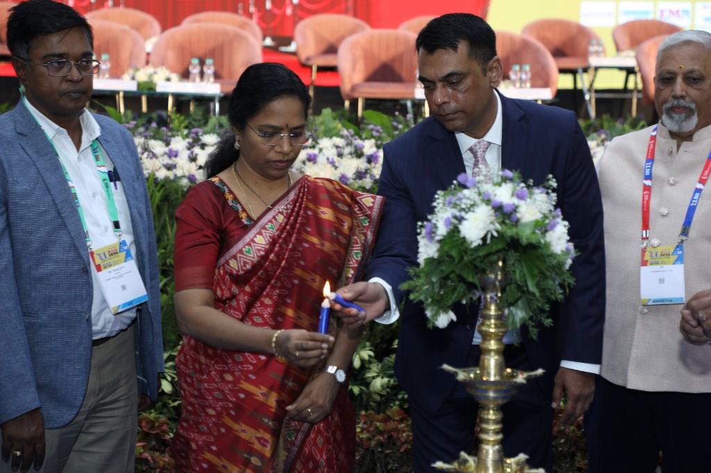 ELASIA inauguration lamp lighting ceremony